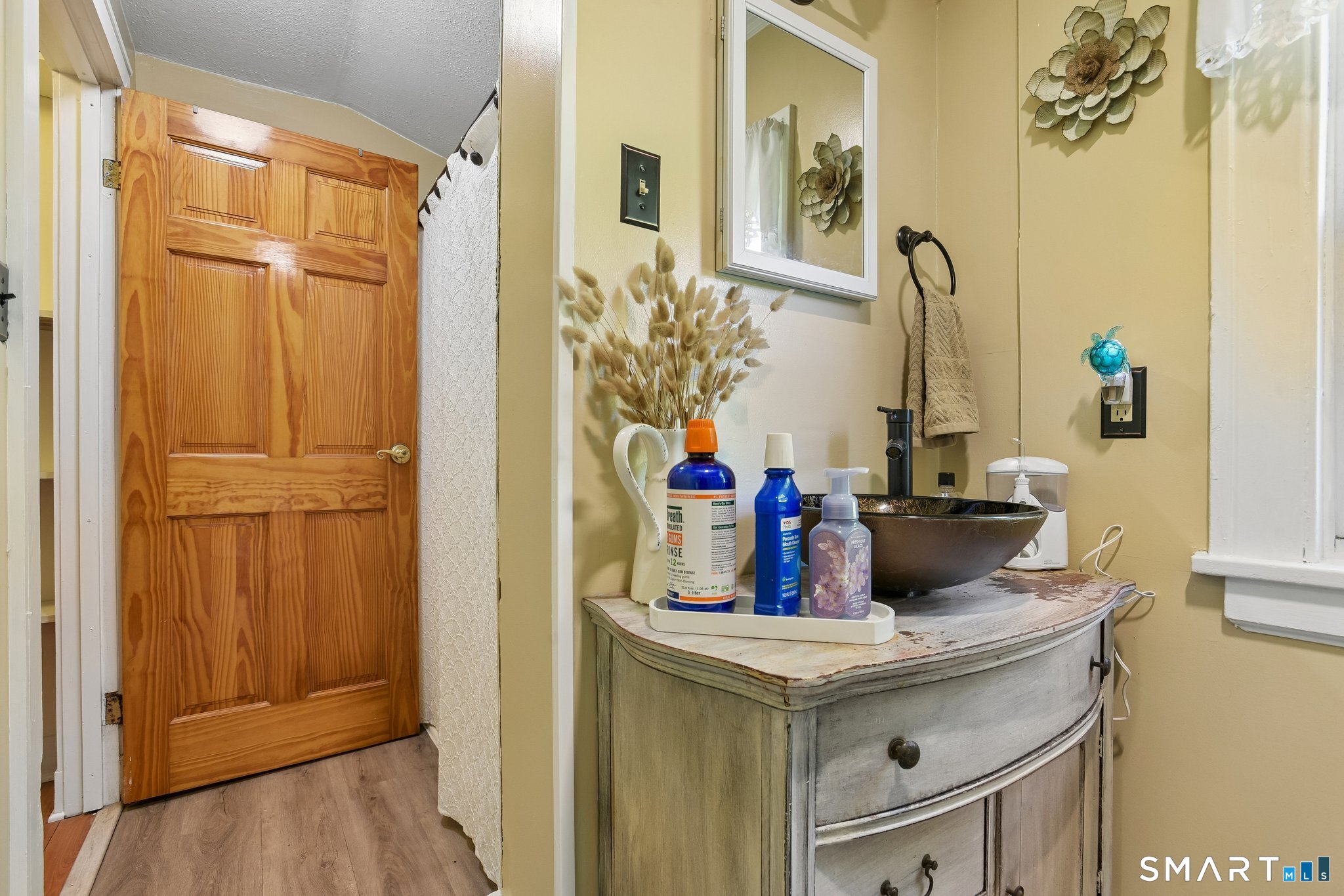 817 Carrington Road Bethany, CT 06524 - Photo 13 of 17