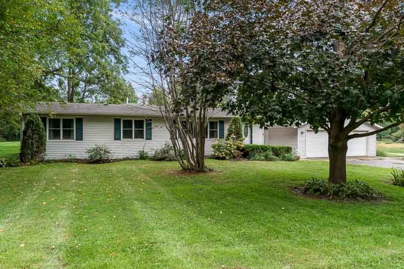 8731 Elevator Road Roscoe, IL 61073 - Photo 2 of 50 Gallery Image 2