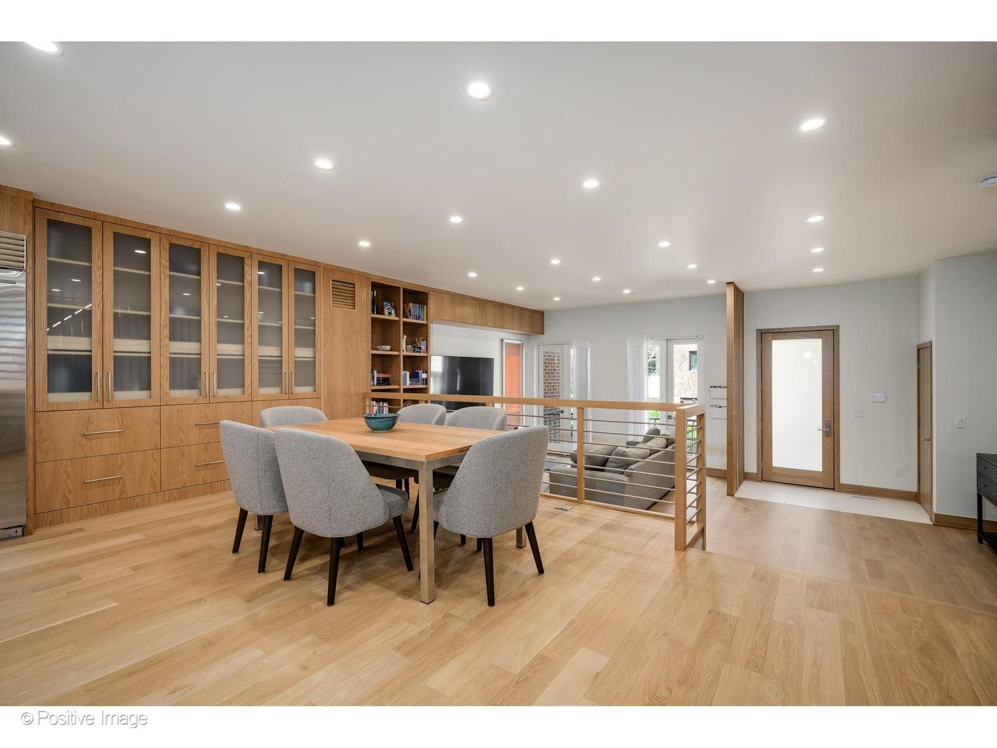 1307 North Sutton Place Chicago, IL 60610 - Photo 9 of 43