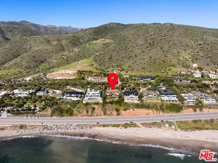 $19,100,000 | 11768 Ellice Street, Malibu, CA 90265