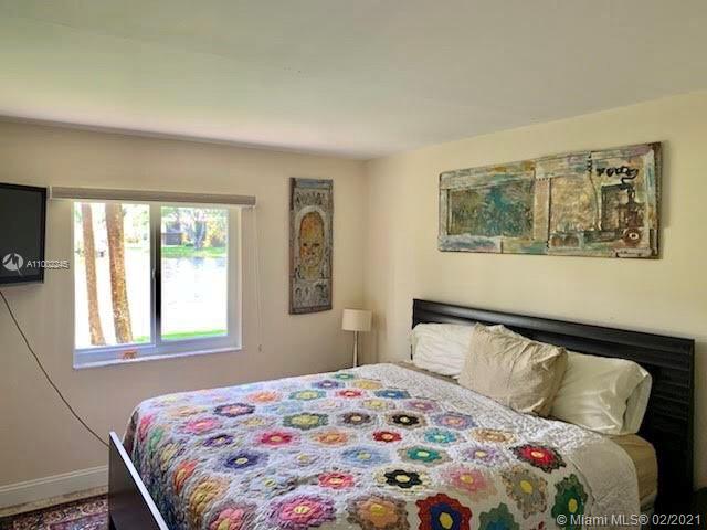 842 Southwest 9th St Circle, Unit 103 Boca Raton, FL 33486 - Photo 3 of 7