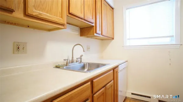 $2,250 | 37 Ferris Avenue, Unit 4, Norwalk, CT 06854
