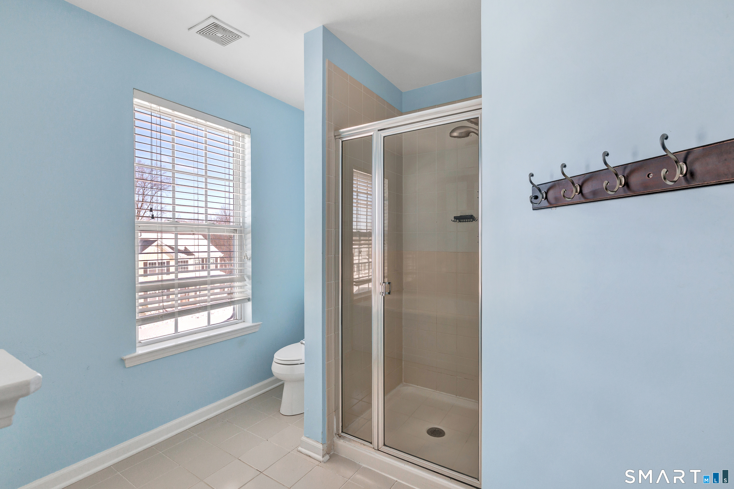9 Fox Run Lane Seymour, CT 06483 - Photo 20 of 39 a bathroom with a glass shower door