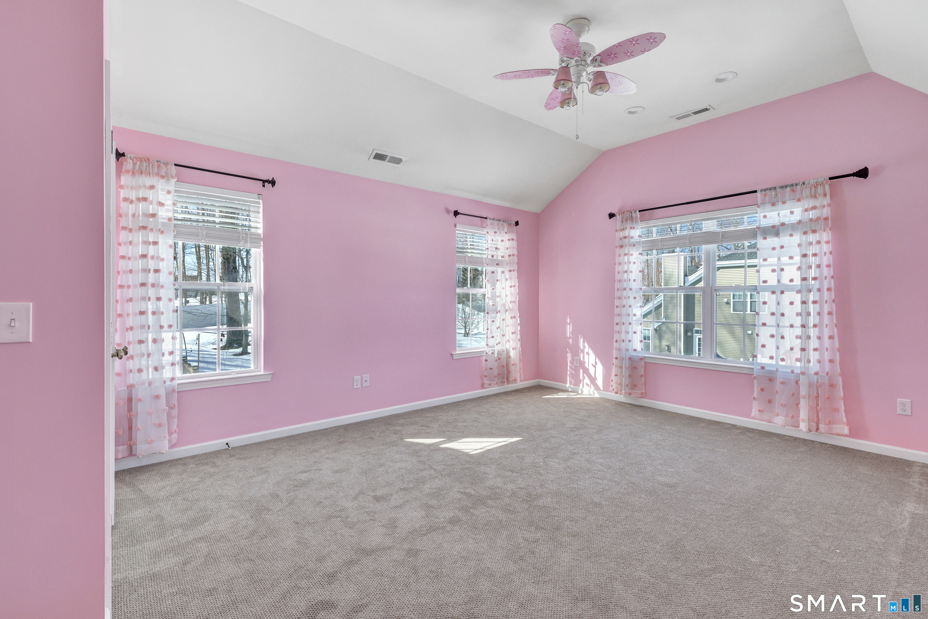 9 Fox Run Lane Seymour, CT 06483 - Photo 24 of 39 a livingroom with windows