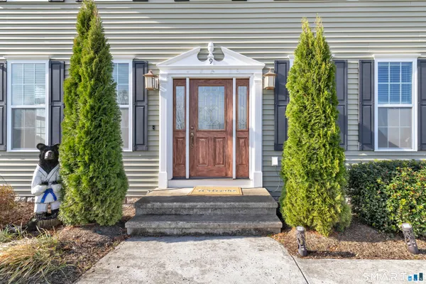 $649,000 | 9 Fox Run Lane, Seymour, CT 06483