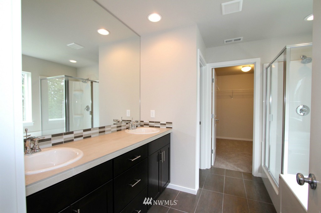 16315 5th Avenue Southeast Bothell, WA 98012 - Photo 11 of 14 Gallery Image 11
