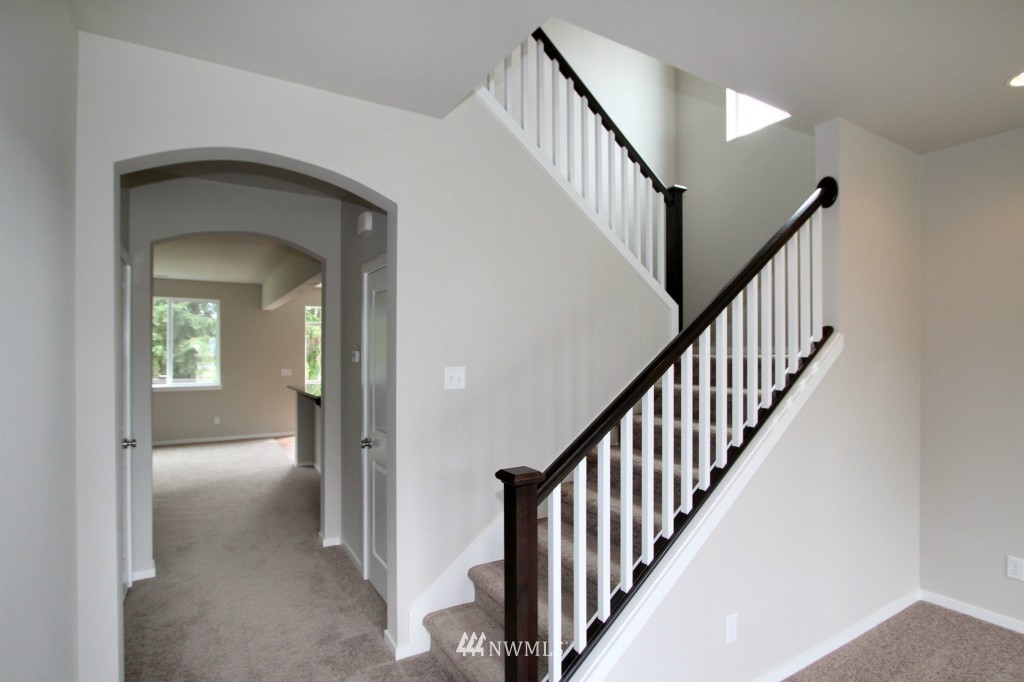 16315 5th Avenue Southeast Bothell, WA 98012 - Photo 8 of 14 Gallery Image 8