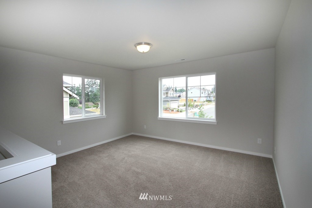 16315 5th Avenue Southeast Bothell, WA 98012 - Photo 9 of 14 Gallery Image 9