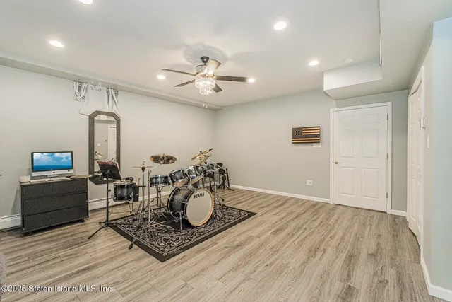 $2,050,000 | 72 Giegerich Avenue | Tottenville