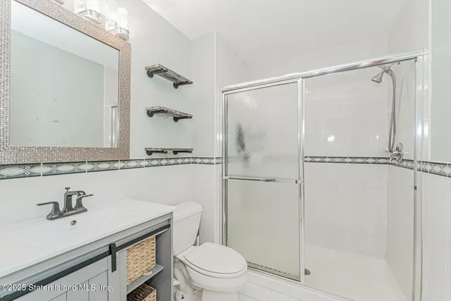 $2,050,000 | 72 Giegerich Avenue | Tottenville