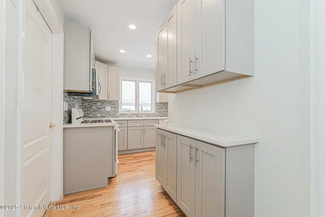 $2,050,000 | 72 Giegerich Avenue | Tottenville