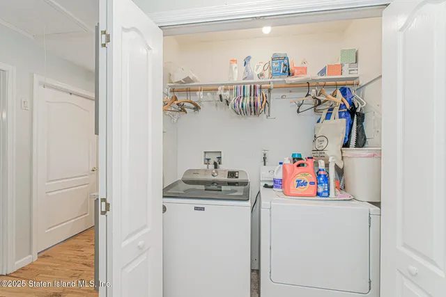 $2,050,000 | 72 Giegerich Avenue | Tottenville