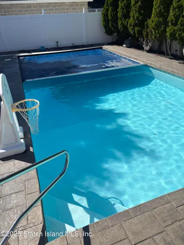 $2,050,000 | 72 Giegerich Avenue | Tottenville