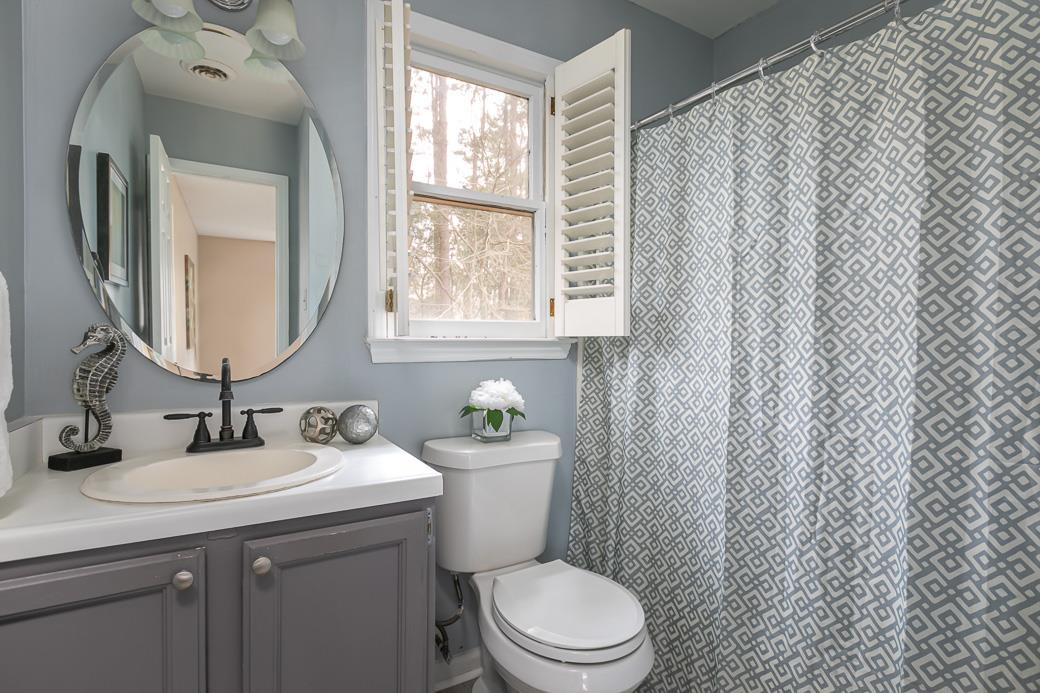 4516 Draper Road Raleigh, NC 27616 - Photo 15 of 15 Master Bath/Spa