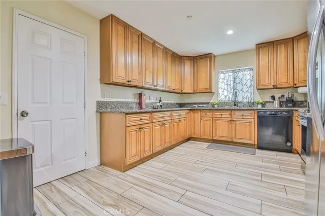 $849,999 | 1019 West Arbutus Street, Compton, CA 90220