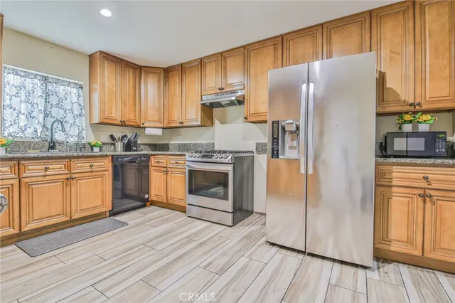 $849,999 | 1019 West Arbutus Street, Compton, CA 90220