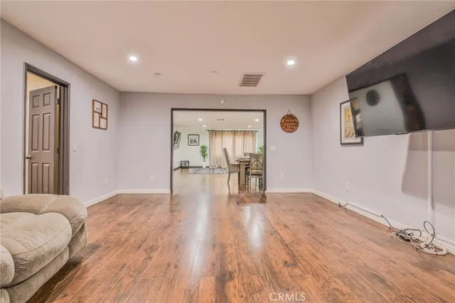 $849,999 | 1019 West Arbutus Street, Compton, CA 90220