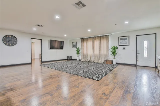 $849,999 | 1019 West Arbutus Street, Compton, CA 90220