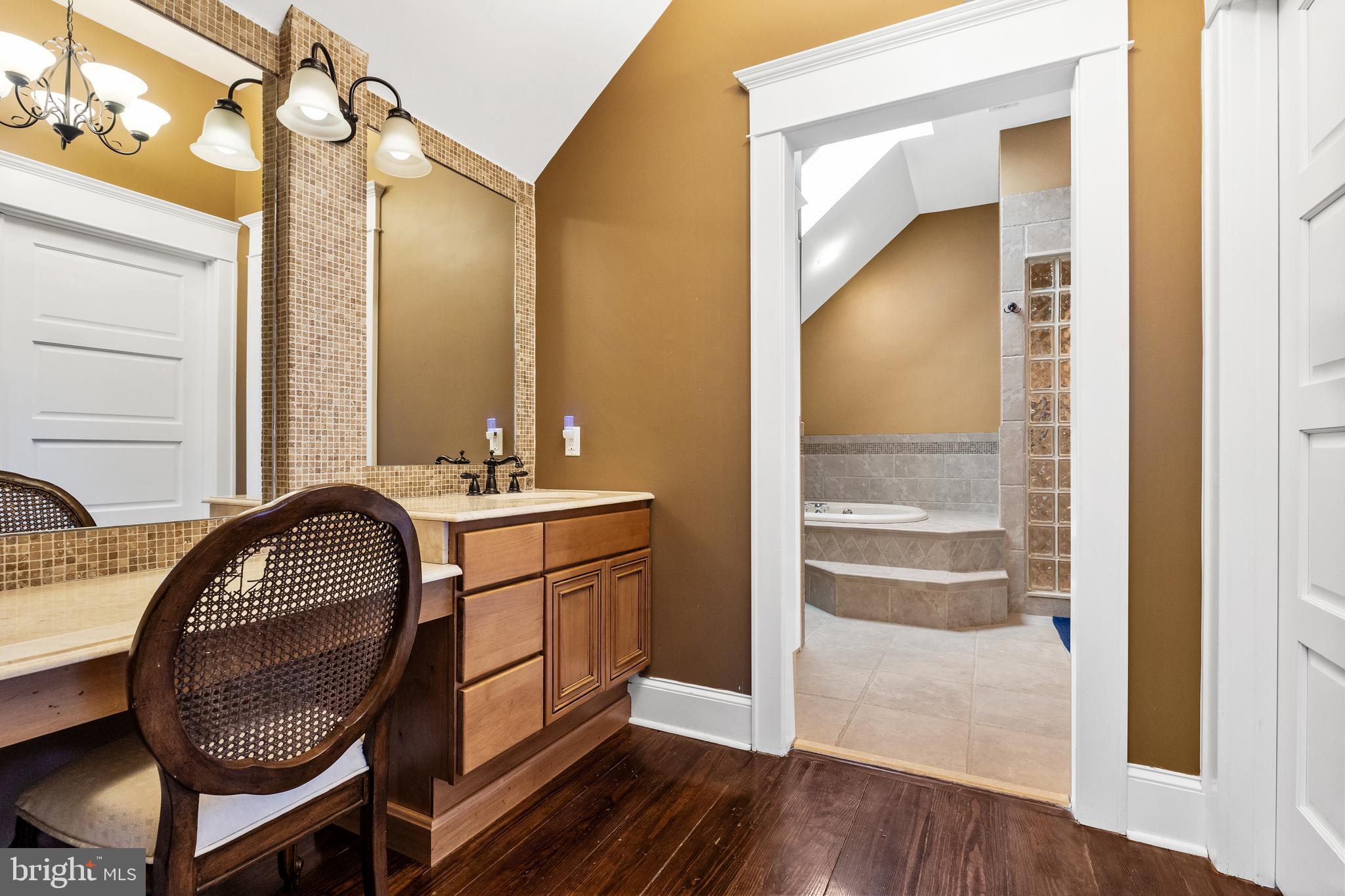 203 Thomas Avenue Riverton, NJ 08077 - Photo 31 of 55