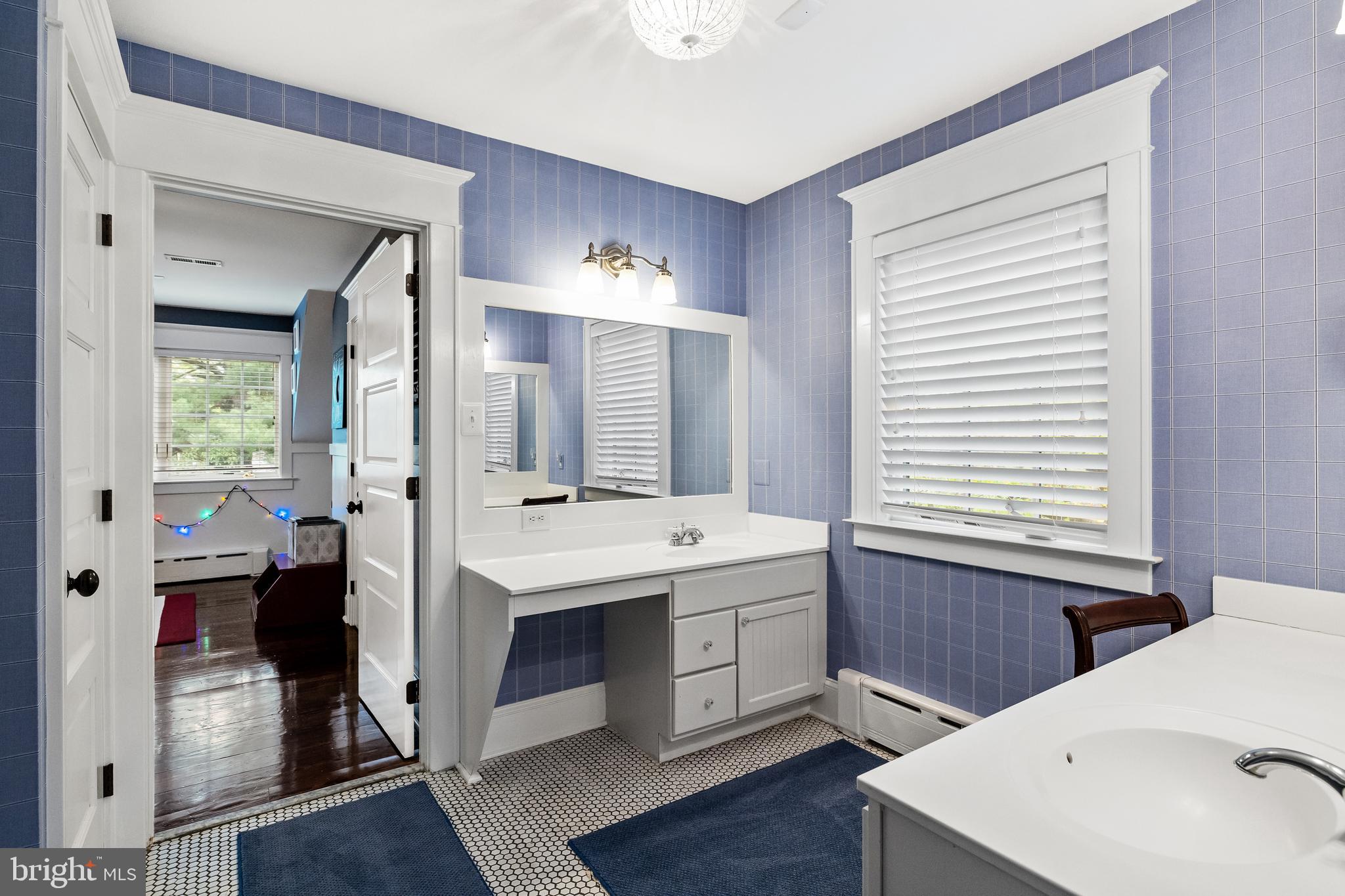 203 Thomas Avenue Riverton, NJ 08077 - Photo 37 of 55