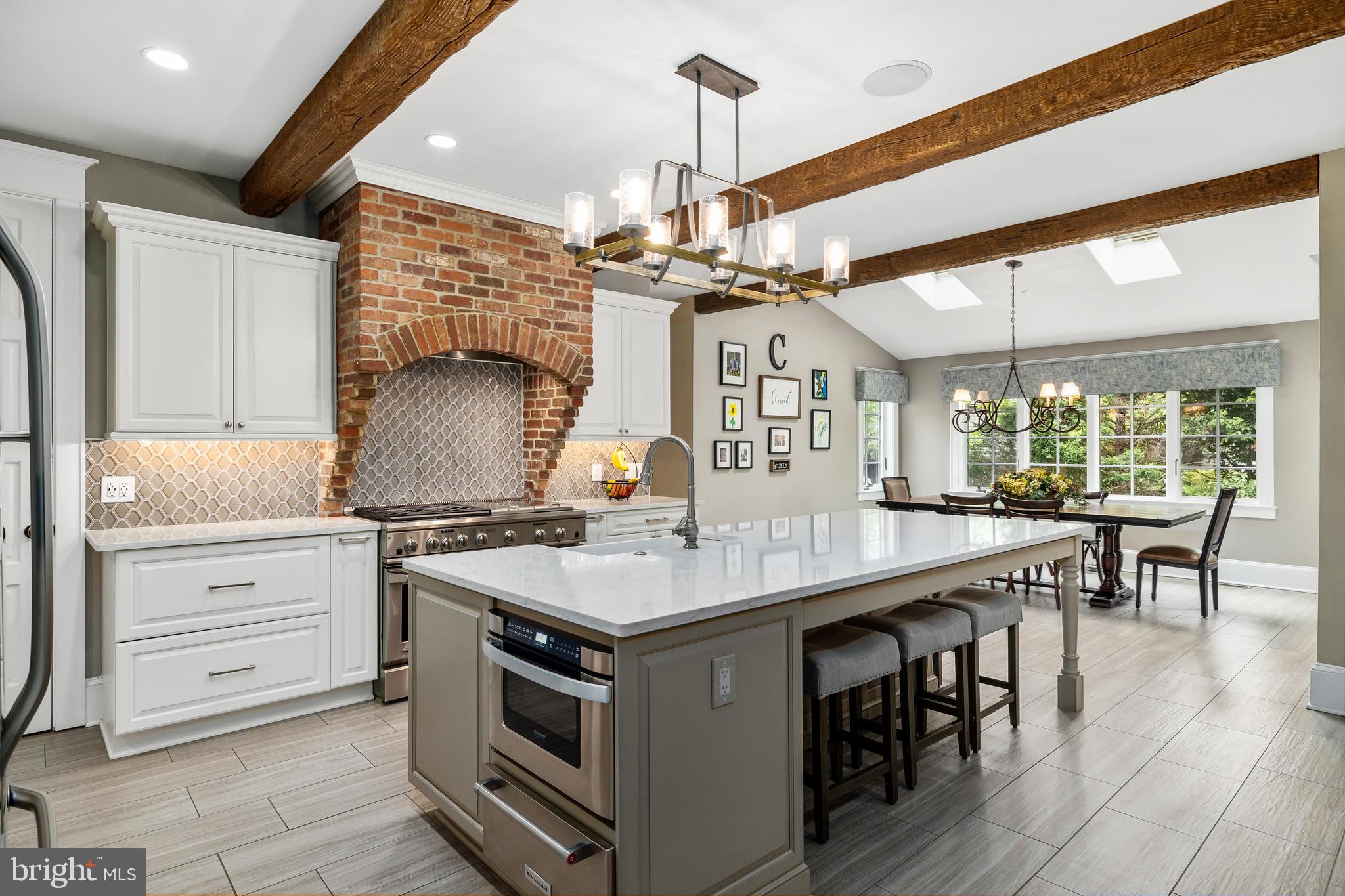 203 Thomas Avenue Riverton, NJ 08077 - Photo 9 of 55