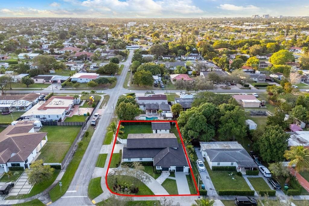 2930 Southwest 79th Court Miami, FL 33155 - Photo 16 of 53