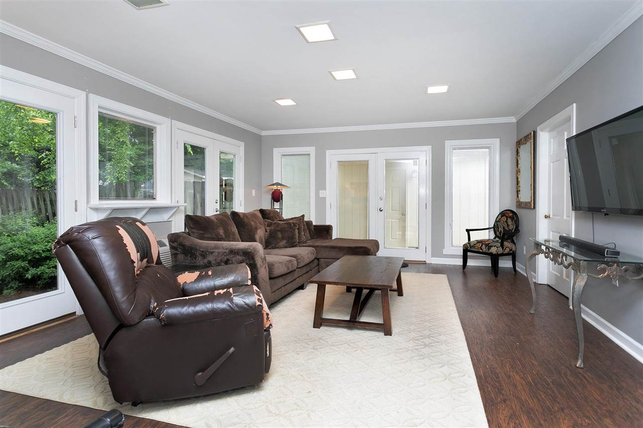 2201 West Charlotte Court Raleigh, NC 27607 - Photo 10 of 24 Photo 10