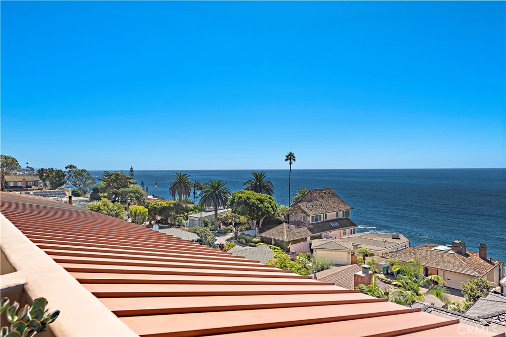 2037 South Coast Highway, Unit 11 Laguna Beach, CA 92651 - Photo 2 of 32