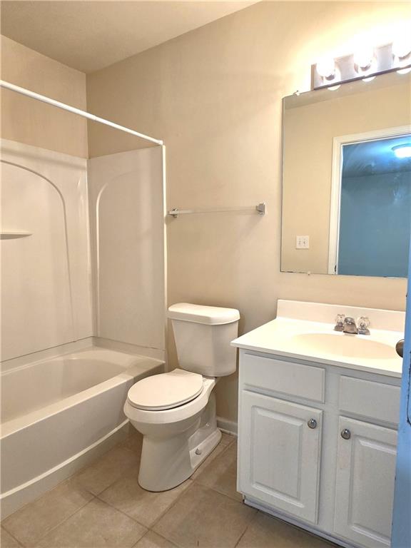 2104 Meadow Peak Road Duluth, GA 30097 - Photo 4 of 24
