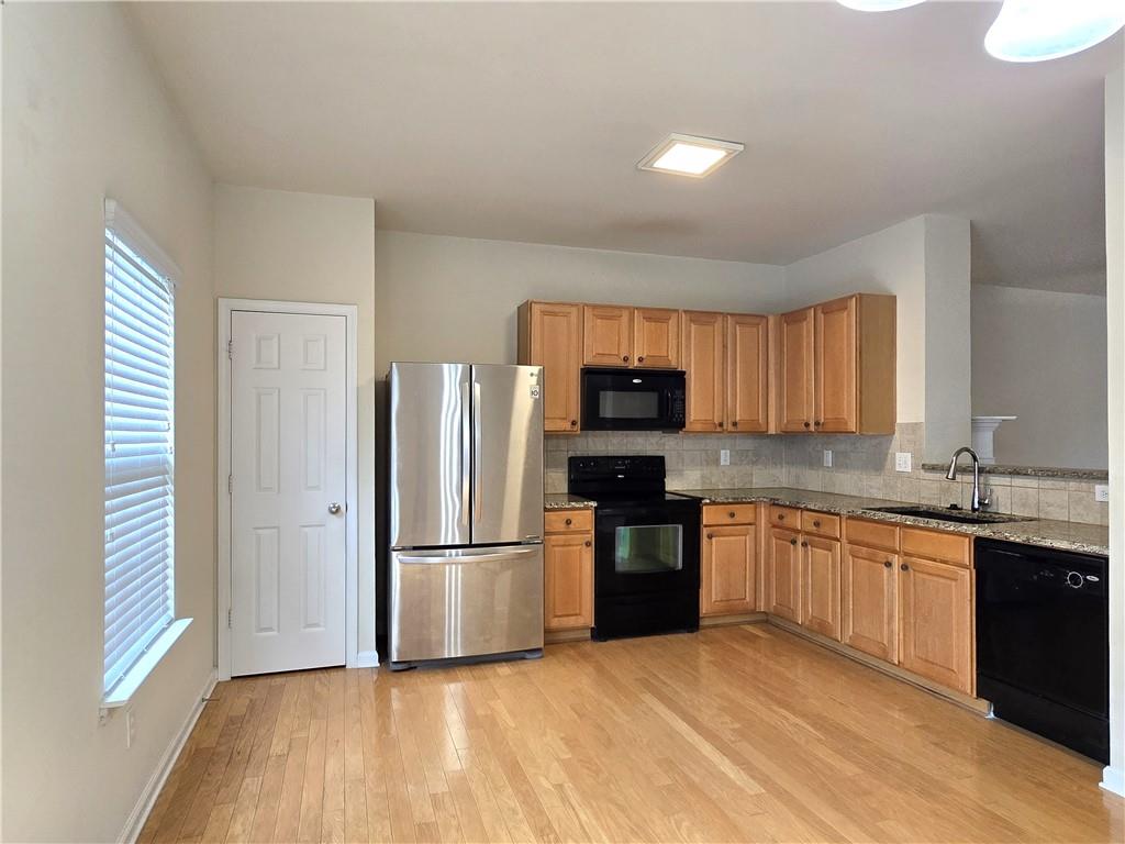 2104 Meadow Peak Road Duluth, GA 30097 - Photo 5 of 24