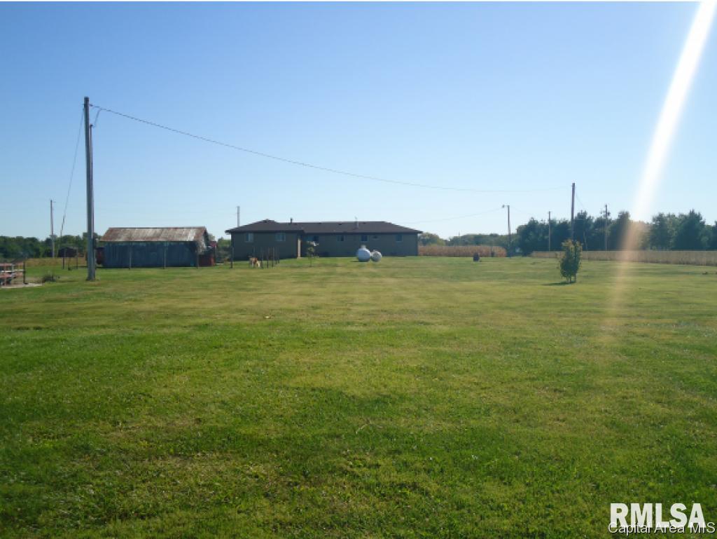 12667 Manning Road Glenarm, IL 62536 - Photo 17 of 19