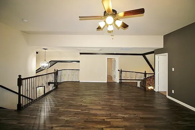 $3,295 | 110 White Oak Lane, Red Oak, TX 75154