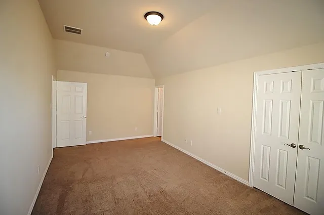 $3,295 | 110 White Oak Lane, Red Oak, TX 75154