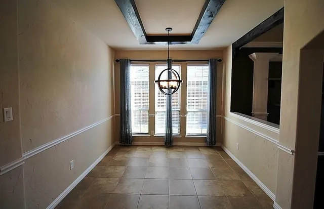 $3,295 | 110 White Oak Lane, Red Oak, TX 75154