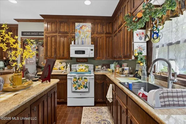 $550,000 | 91189 Highway 42, Richton, MS 39476