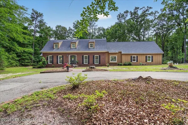 $550,000 | 91189 Highway 42, Richton, MS 39476