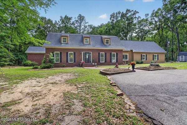 $550,000 | 91189 Highway 42, Richton, MS 39476