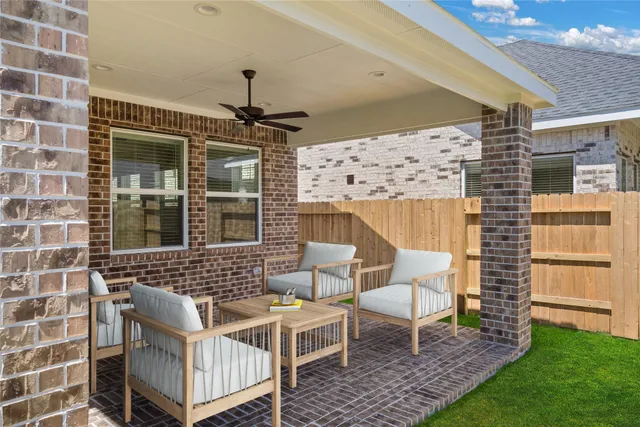 $400,000 | 2311 Garden Arbor Lane, Tomball, TX 77375