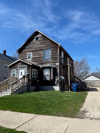$229,000 | 714 Cummings Avenue, Waukegan, IL 60085