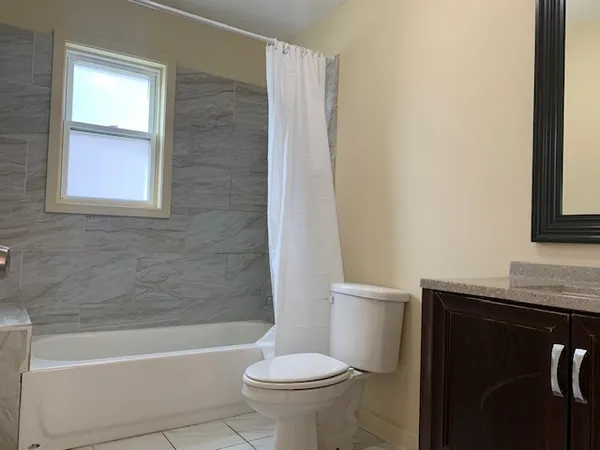 $229,000 | 714 Cummings Avenue, Waukegan, IL 60085