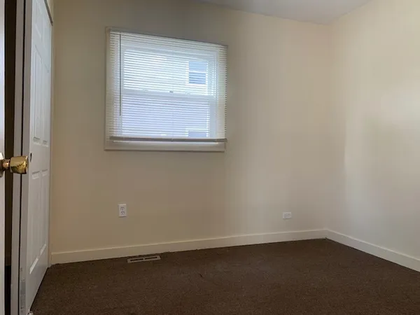$229,000 | 714 Cummings Avenue, Waukegan, IL 60085