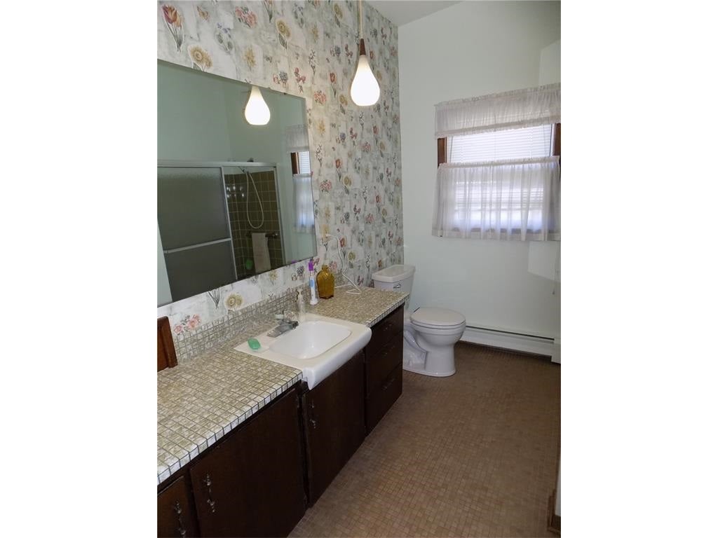 1162 Abbe Hills Road Mount Vernon, IA 52314 - Photo 14 of 25 Gallery Image 14