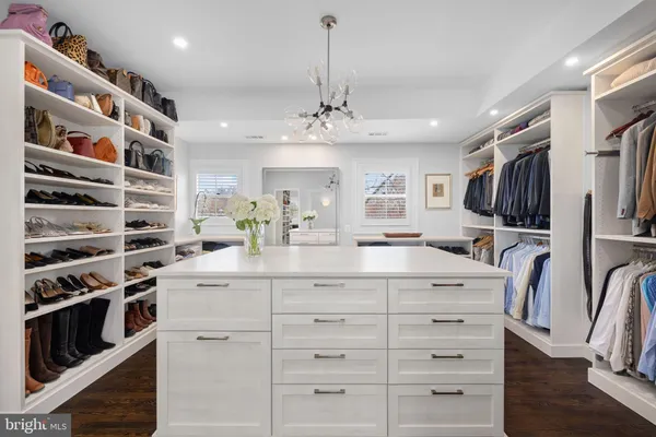 $2,800,000 | 1215 Stuart Robeson Drive, McLean, VA 22101