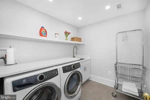 $2,800,000 | 1215 Stuart Robeson Drive, McLean, VA 22101