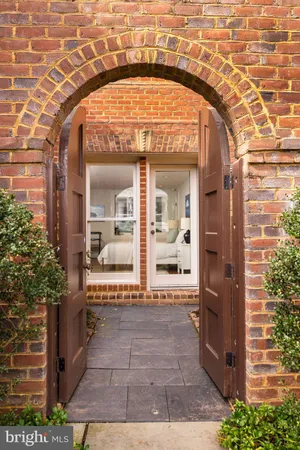 $2,800,000 | 1215 Stuart Robeson Drive, McLean, VA 22101