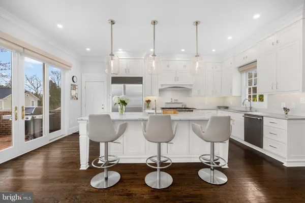 $2,800,000 | 1215 Stuart Robeson Drive, McLean, VA 22101