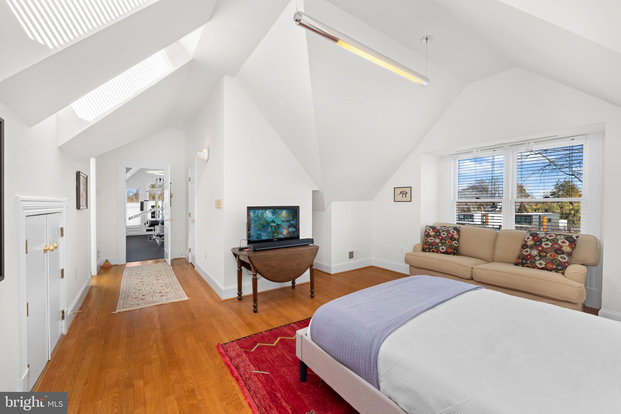 1215 Stuart Robeson Drive McLean, VA 22101 - Photo 43 of 48