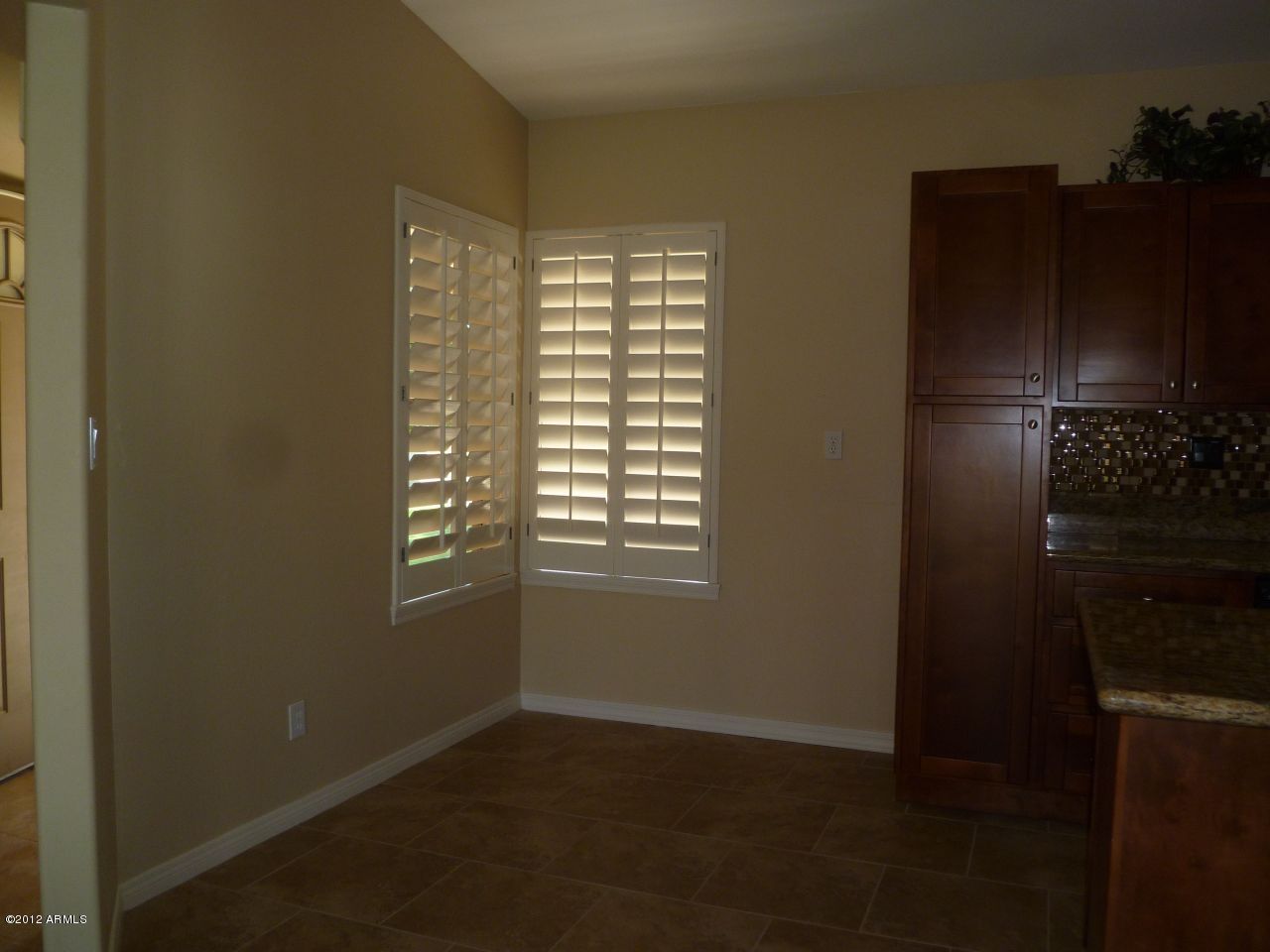 125 West Wagoner Road Phoenix, AZ 85023 - Photo 5 of 24 Dining nook