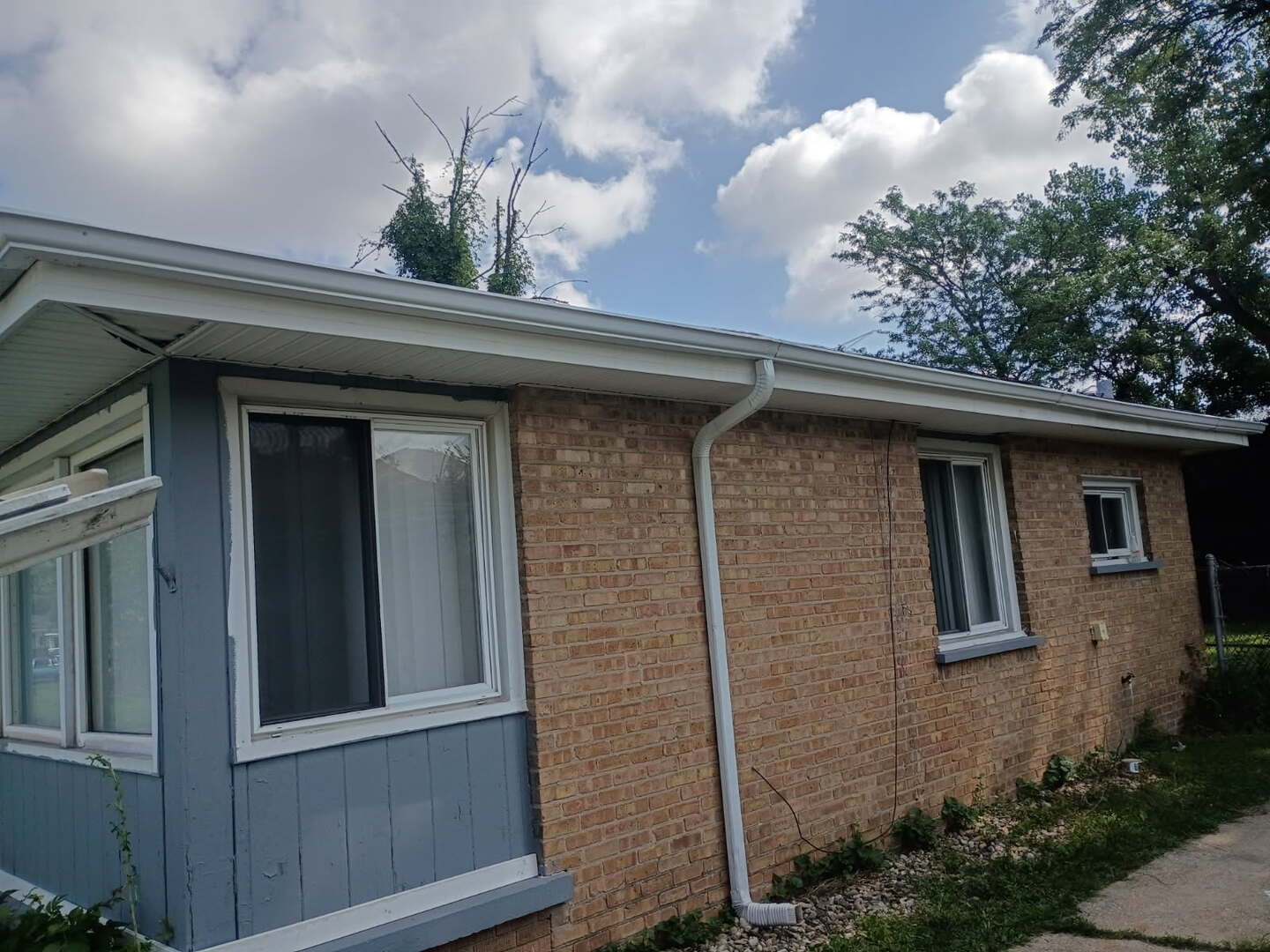 16029 Circle Drive Markham, IL 60428 - Photo 5 of 12