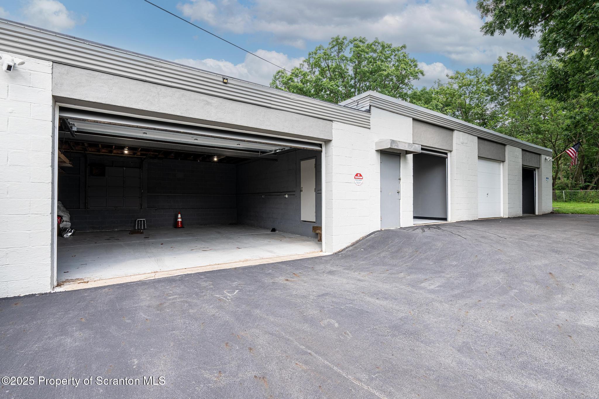 704 Connell Street Scranton, PA 18505 - Photo 2 of 19 2